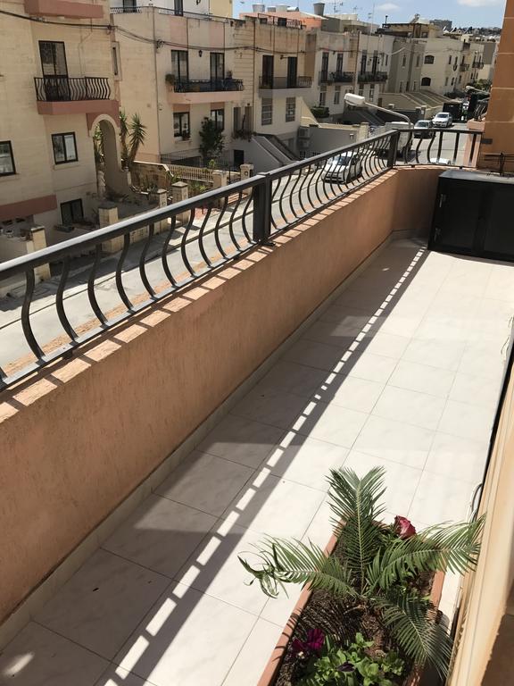 Swieqi Semi Detached Maisonette Saint Julian's Εξωτερικό φωτογραφία