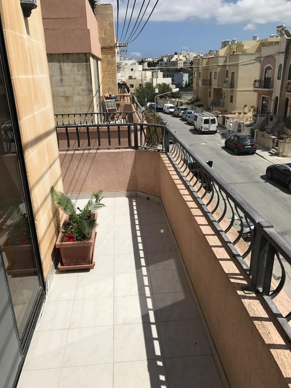 Swieqi Semi Detached Maisonette Saint Julian's Εξωτερικό φωτογραφία