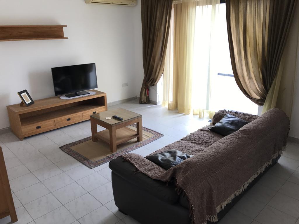 Swieqi Semi Detached Maisonette Saint Julian's Εξωτερικό φωτογραφία