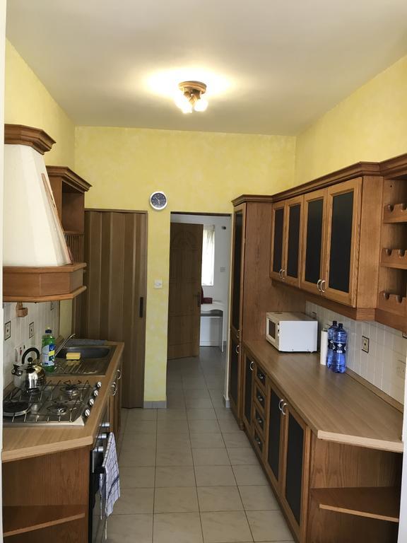 Swieqi Semi Detached Maisonette Saint Julian's Εξωτερικό φωτογραφία