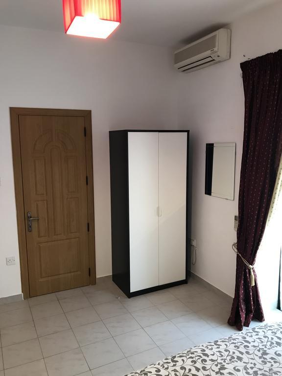 Swieqi Semi Detached Maisonette Saint Julian's Εξωτερικό φωτογραφία