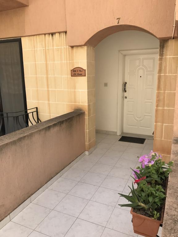 Swieqi Semi Detached Maisonette Saint Julian's Εξωτερικό φωτογραφία